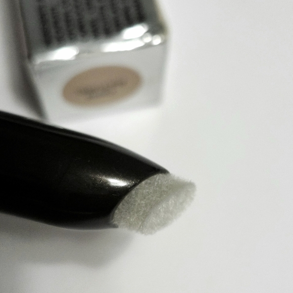 Lise Watier Concealer Naturel Undercover - Picture 5 of 6